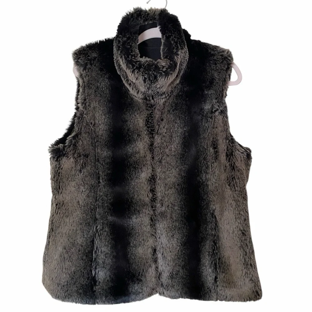 Cozy Faux Fur Vest Women’s Black Brown Gray Sleeveless Zip Front Size Large
